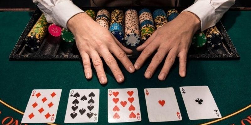Tiến trình cụ thể diễn ra 1 ván bài poker trên hệ thống
